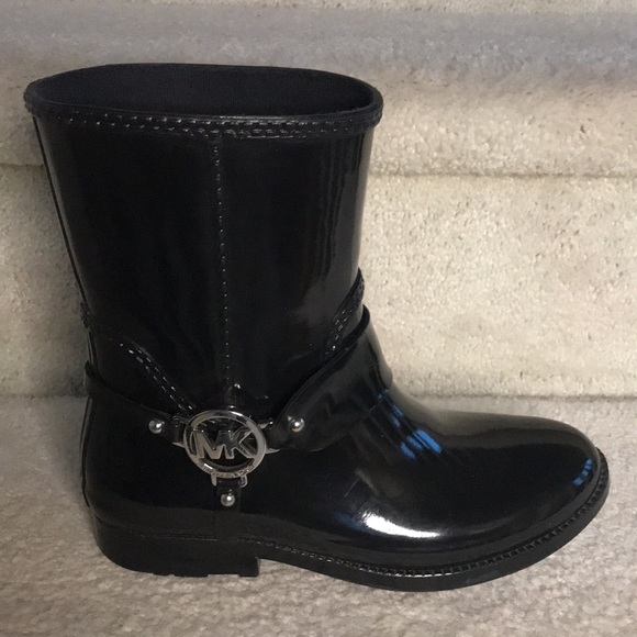 Michael Kors Fulton Harness Rain Boots - Picture 8 of 13